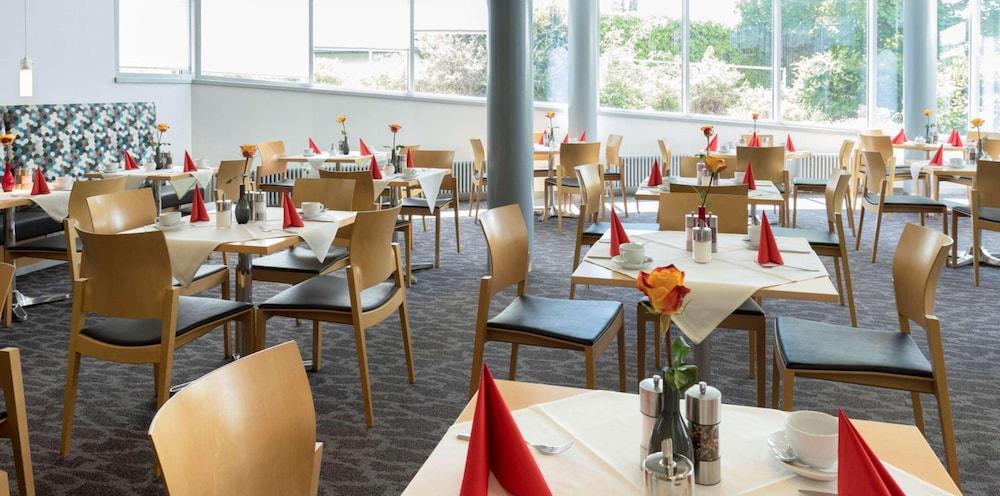 Best Western Hotel Am Europaplatz Koenigsbrunn Ngoại thất bức ảnh