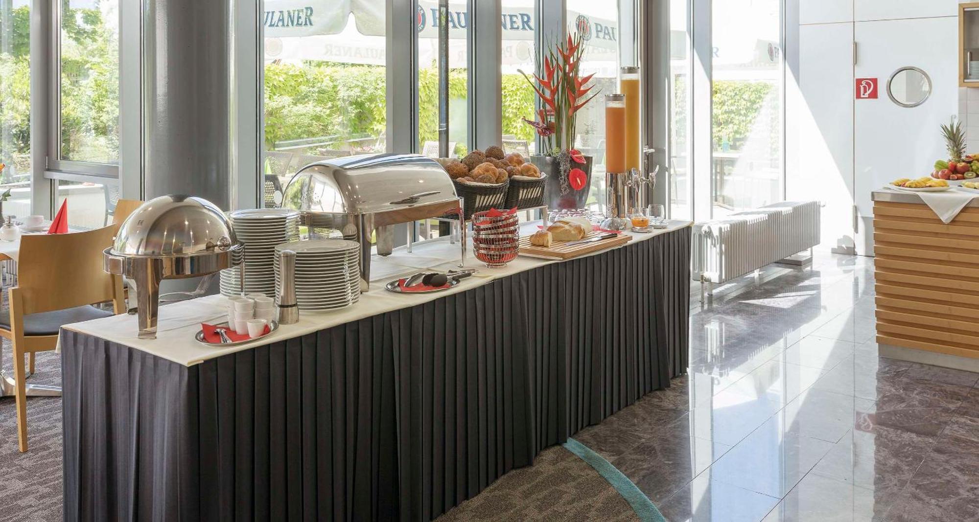 Best Western Hotel Am Europaplatz Koenigsbrunn Ngoại thất bức ảnh