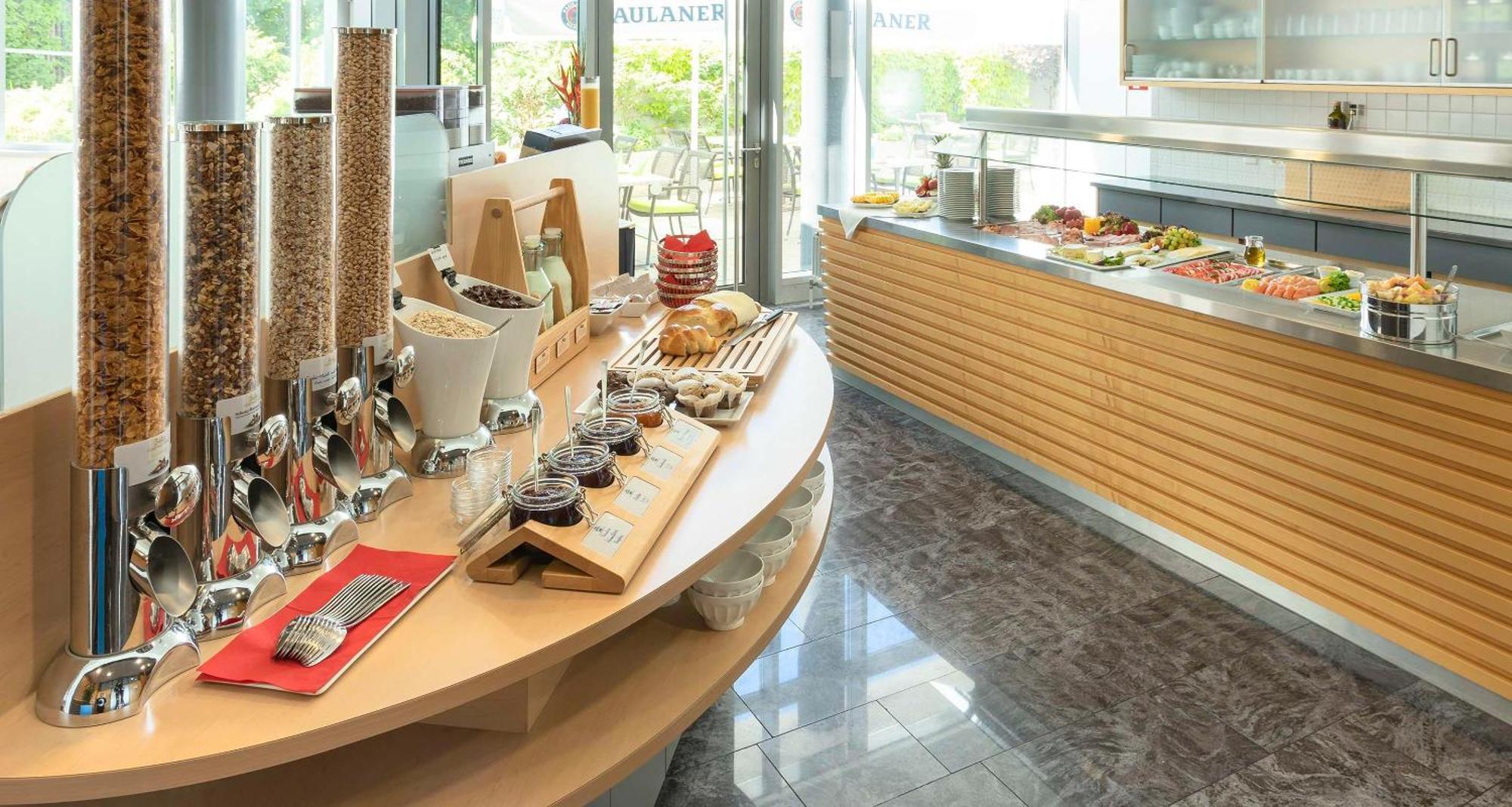 Best Western Hotel Am Europaplatz Koenigsbrunn Ngoại thất bức ảnh